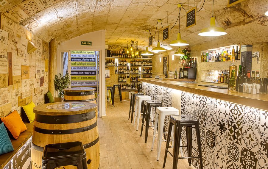 4 cadires Ciutadella villa León